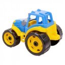 Műanyag traktor 3800