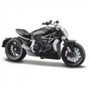 Bburago 1/18 motor, többféle 18-51030