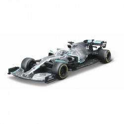 Bburago 1/43versenyautó - 2019 Mercedes F1 18-38