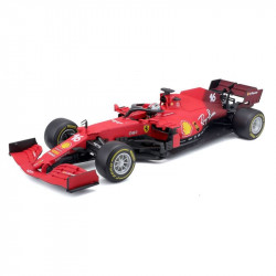 Bburago 1/18 versenyautó - Ferrari, 2021-es szezo
