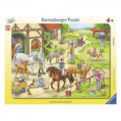 Puzzle 40 db - A lovastanyán 061648 1-99 darabos puzzle Ravensburger
