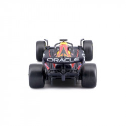 Bburago 1/43 versenyautó - Red Bull versenyautó RB18(with helmet)