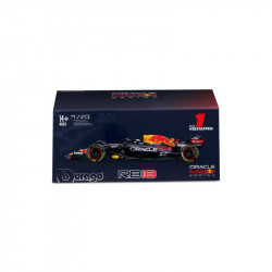 Bburago 1/43 versenyautó - Red Bull versenyautó RB18(with helmet) Autó, jármű Bburago