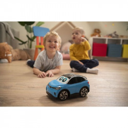 Bburago Jr. -Első távirányítós VW elektromos autóm