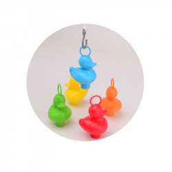 Kacsás pecajáték, 5 kacsával és két bottal