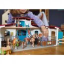 Schleich Lovas központ