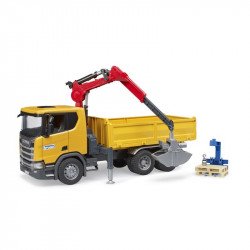 Scania Super 560R építőipari teherautó daruval és 2 raklappal Autó, jármű Bruder