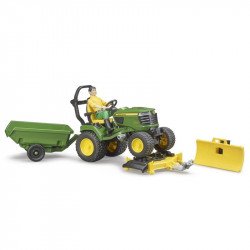 BWORLD John Deere Fűnyíró traktor pótkocsival és kertésszel Autó, jármű Bruder