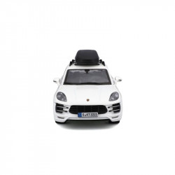 Bburago 1/24 Porsche Macan tetőcsomagtartóval