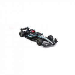 Bburago 1/24 F1 versenyautó - MB AMG W15 E Performance/Russel sisakkal